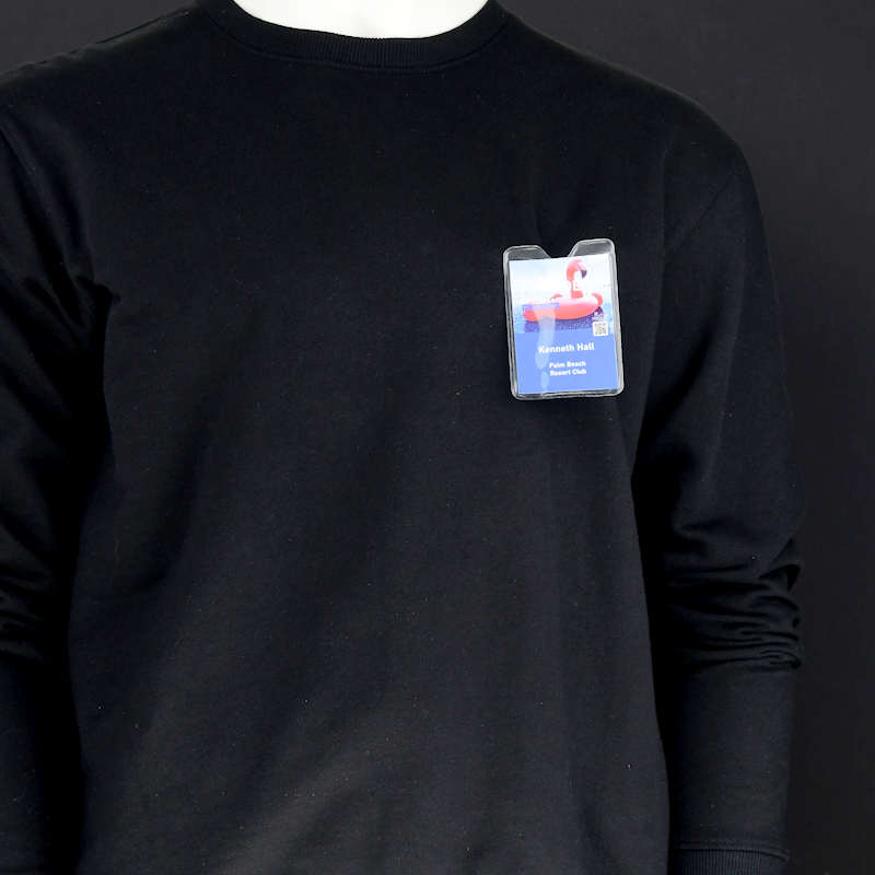 Kirkas Nimikorttikotelo krokotiiliklipsillä, jäykempi malli kevyellä appelsiinipinnalla