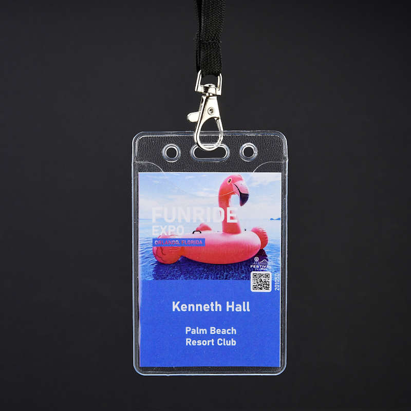 Kirkas Kirkas jäykempi nimilapputasku kevyellä appelsiinipinnalla