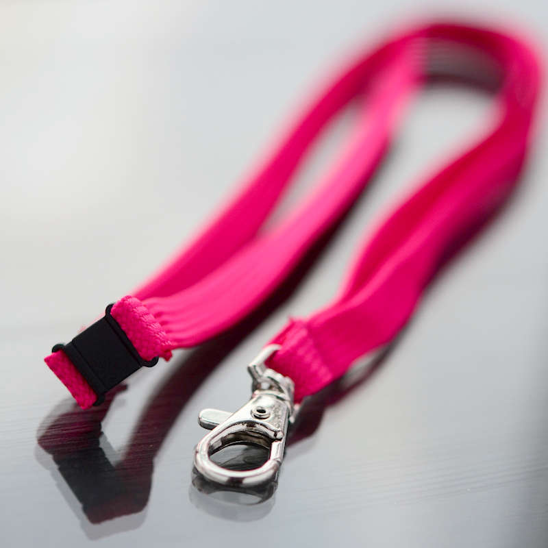 Fuksia Orkidea Classic 10mm kaulanauha turvalukolla ja papukaijaklipsillä
