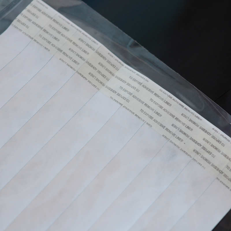 Fluerisoiva Limen vihreä Tyvek Tens rannenauha pysyvästi liimautuvalla tarrapinnalla