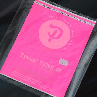 Neon pinkki Tyvek Tens rannenauha pysyvästi liimautuvalla tarrapinnalla